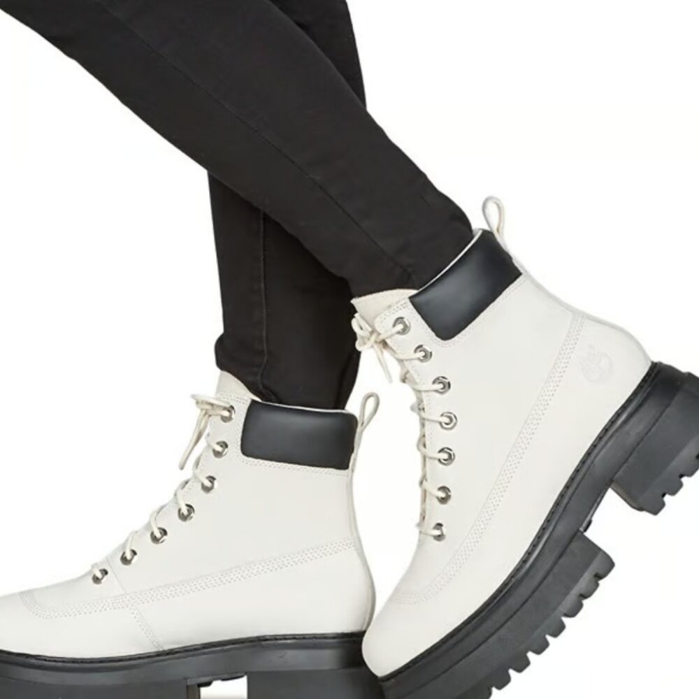 Timberland Sky 6 In Lace Up White Women Boots Size 9